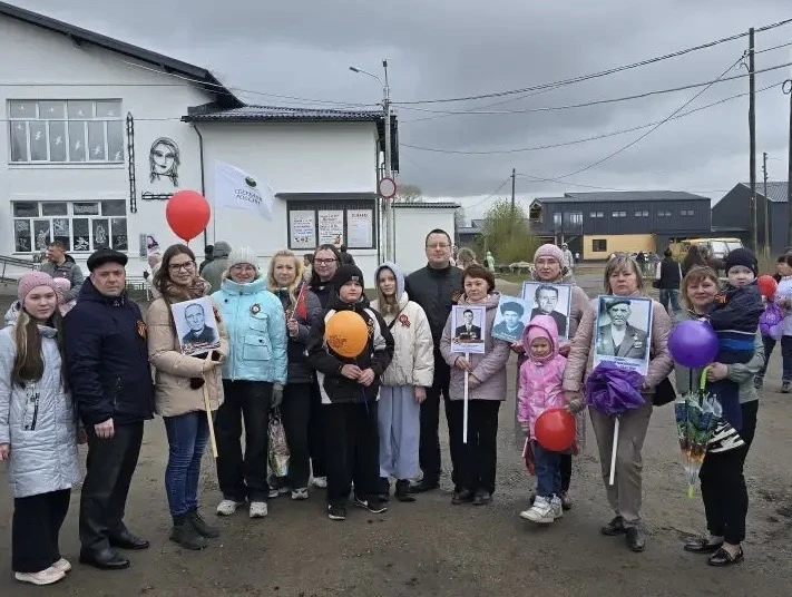 🎶🎖️ 9 мая сотрудники управления финансами Лузского муниципального округа приняли участие в шествии