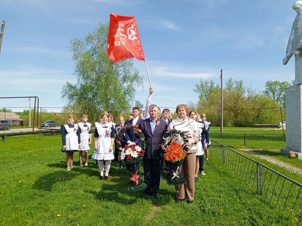С Днём Великой Победы!
9 мая для нас больше, чем праздник. Это святая дата для каждой семьи в России