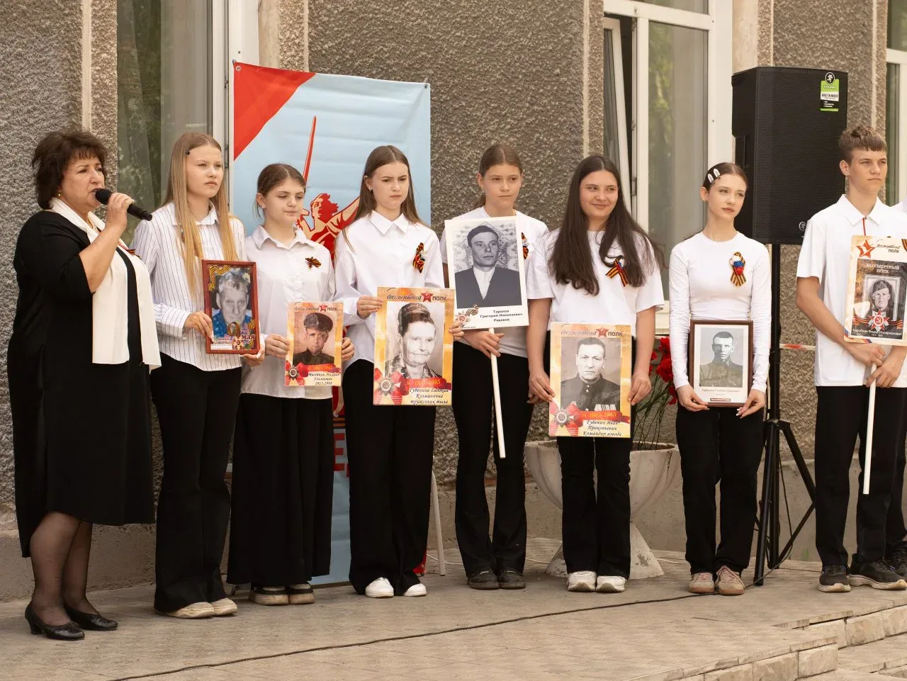 🇷🇺Эхо великой Победы в сердцах наших учеников! 🎖 🕊
В канун 9 мая наша школа наполнилась особой а