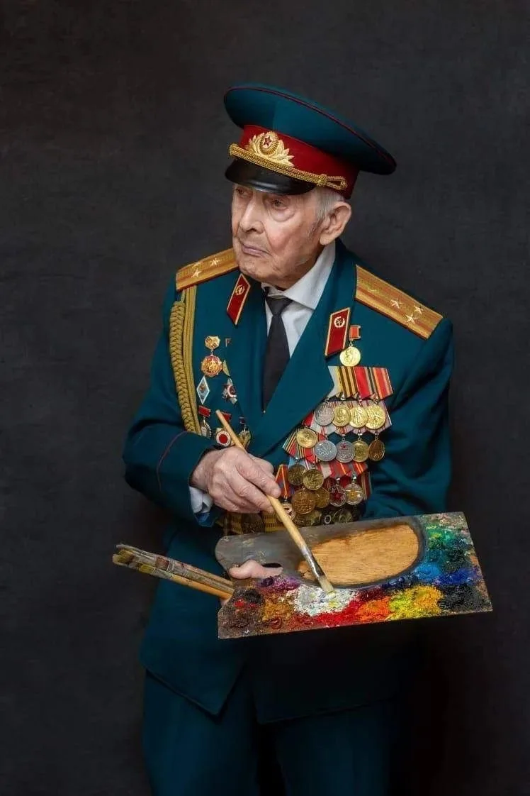 На 102-м году жизни скончался ветеран ВОВ и заслуженный художник Крыма Нинель Солопов. Родился в 192