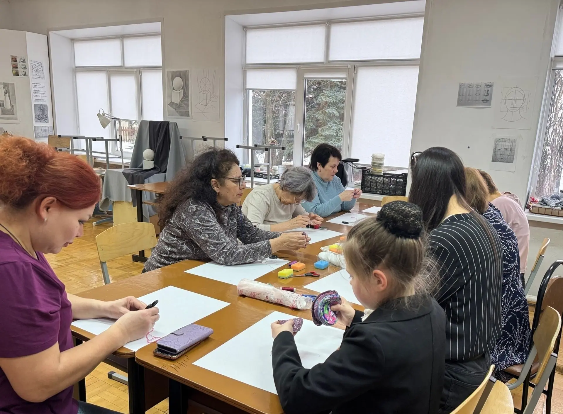В уютной атмосфере Детской школы искусств прошел невероятно душевный мастер-класс. Преподаватель и н