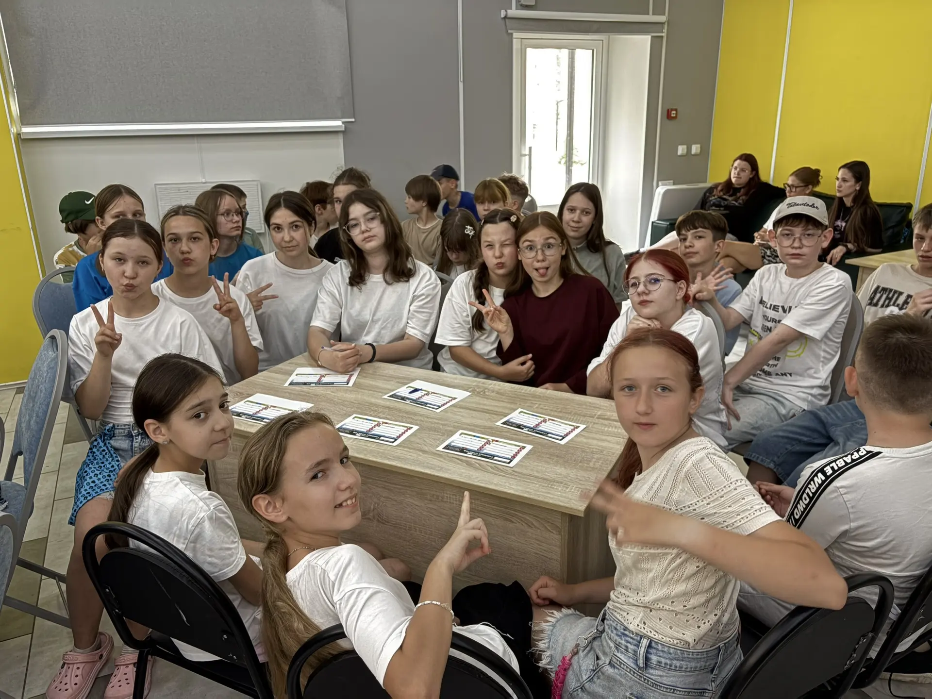 🧠✨ Квиз в «Мечте»: битва эрудитов состоялась вчера!

Вчера в лагере прошёл не просто день, а настоя