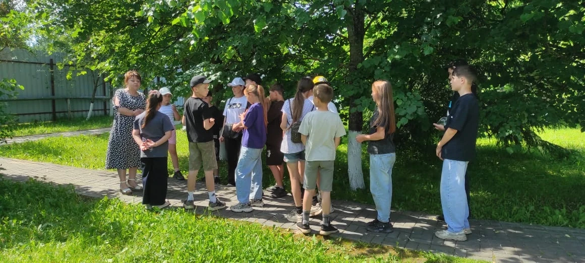 Ребята из пришкольного летнего лагеря «Чайка» при МБОУ «Малояушская СОШ» отправились в увлекательное