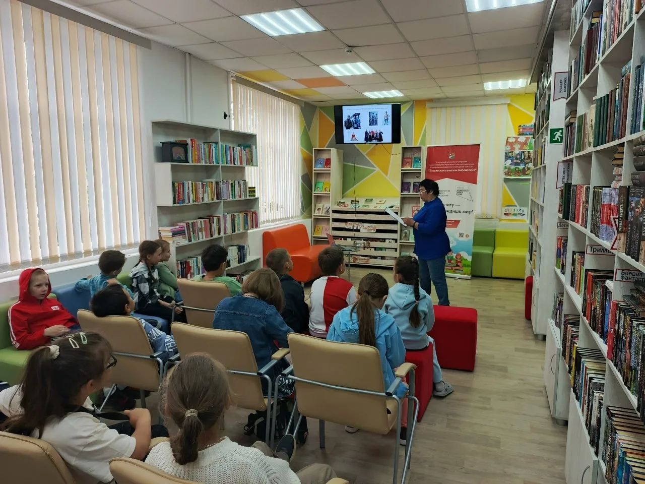 С наступлением лета в нашем книжном городе появились гости из Белоносово! 👏Мы рассказали ребятам, к