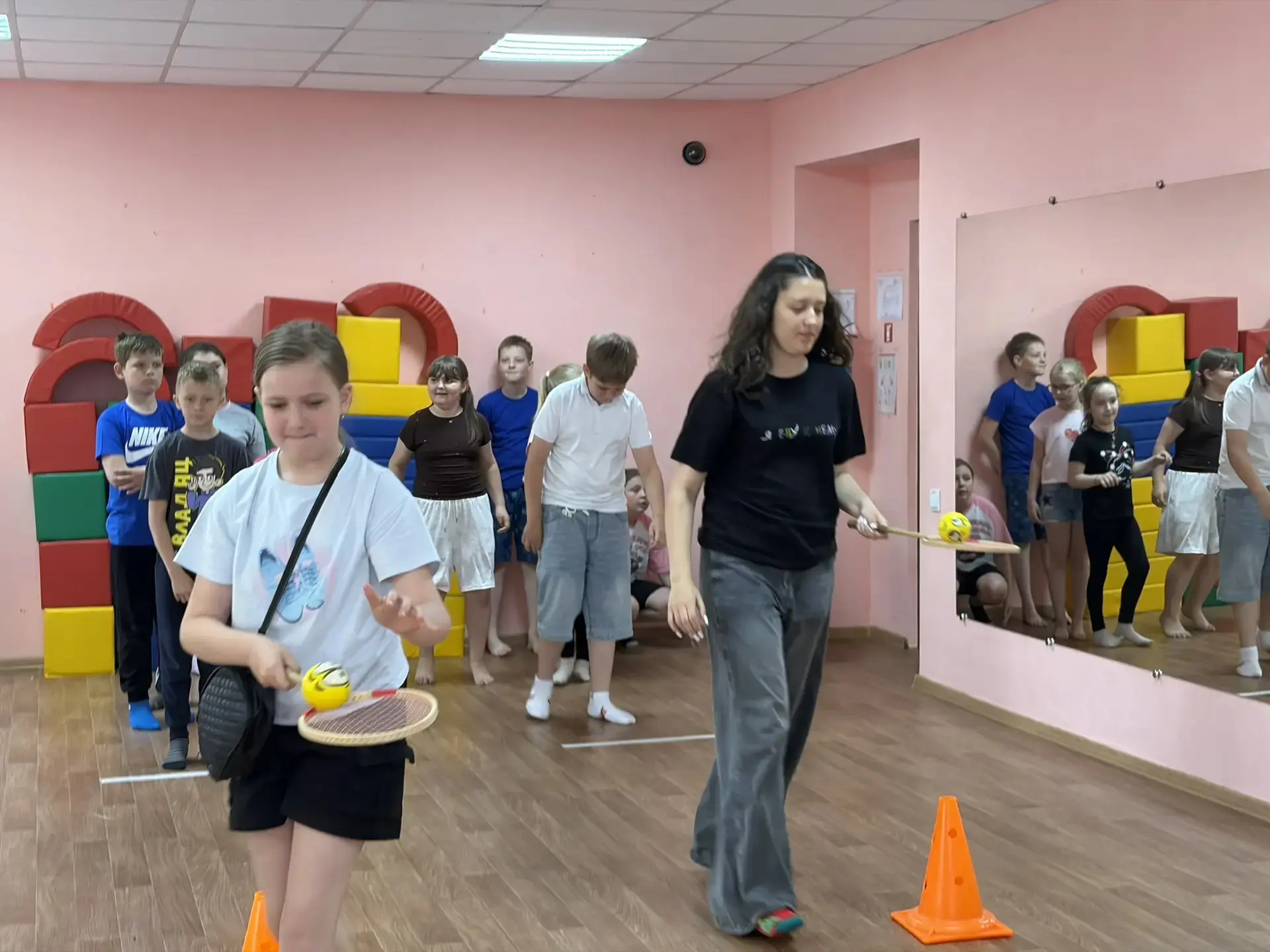 Сегодня прошла весёлая спортивно-игровая программа «Я, ты, он, она – спортивная детвора» в ЦДЮТ для 
