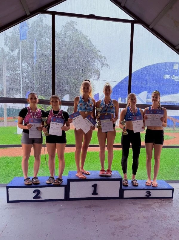 🥈 Женская сборная университета по волейболу завоевала серебро на Чемпионате вузов Санкт-Петербурга
