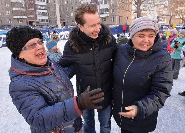 Друзья, «Единая Россия» дала старт избирательной кампании-2026: партия запустила процедуру предварит