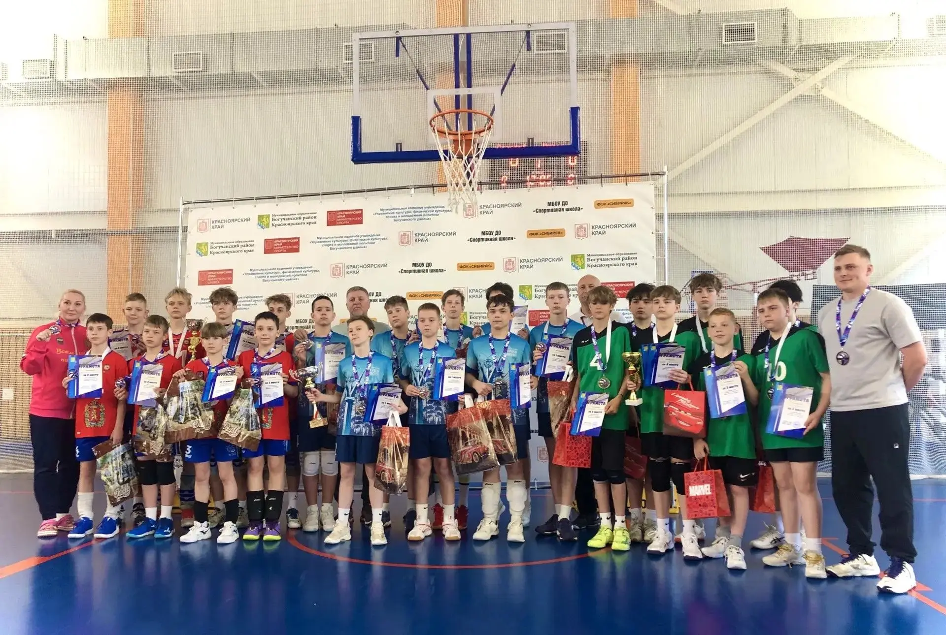 🏐 Завершился открытый турнир по волейболу среди юношей 2013-2015 гг.р.  «Волейбол на Ангаре»! 
🏆 П