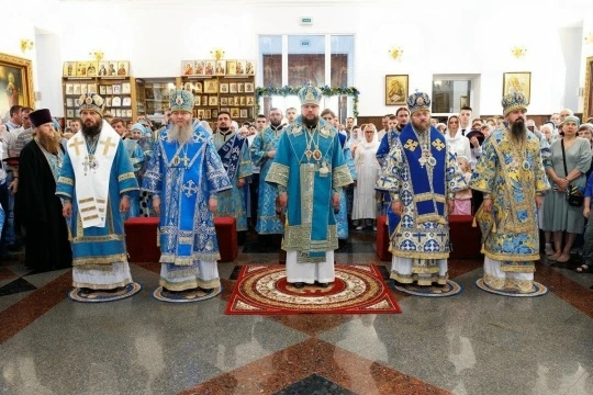 В День празднования Луганской иконы Божией Матери кадеты Республиканского казачьего кадетского корпу