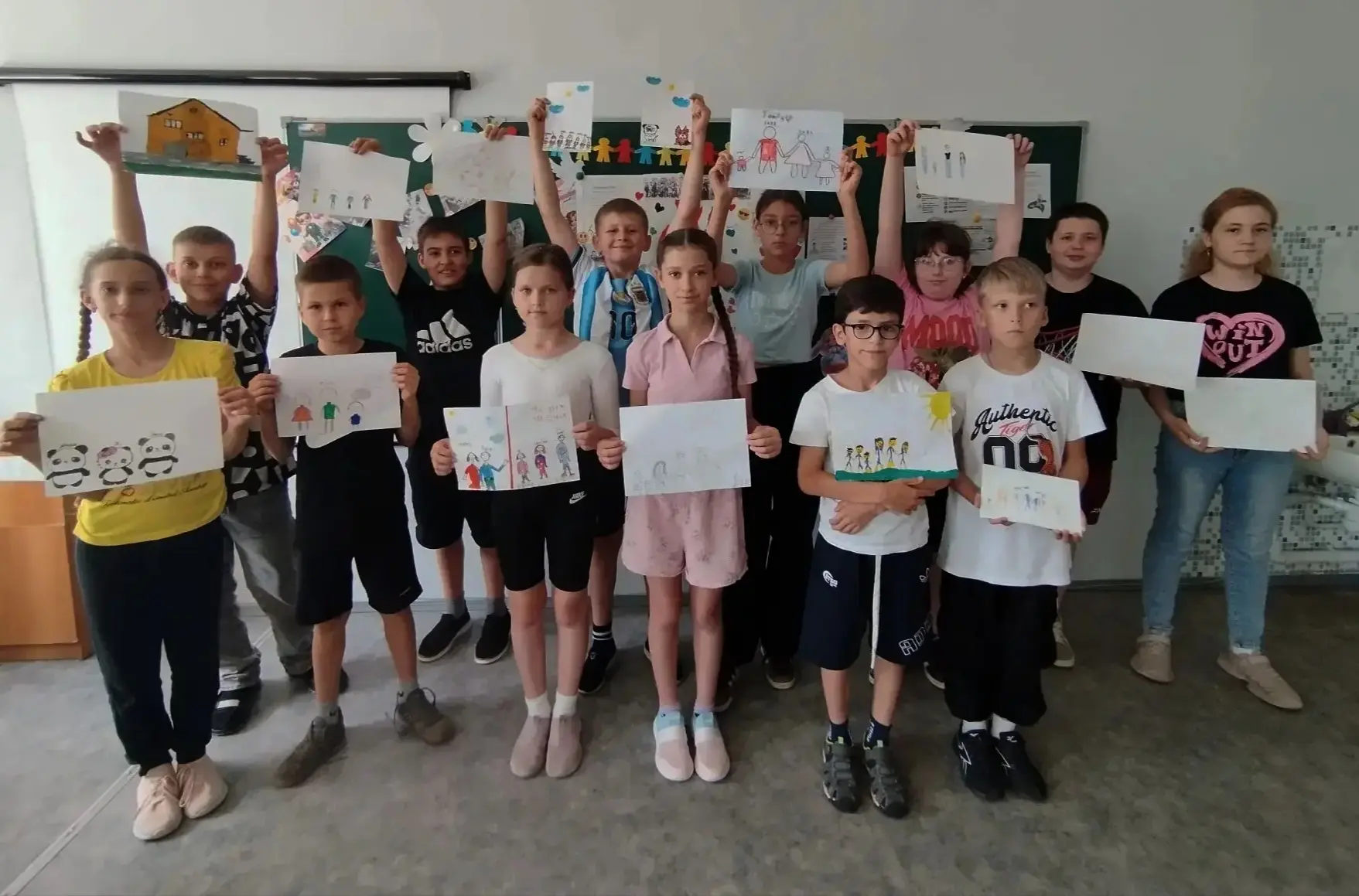 🌈Сегодняшний день в летнем лагере «Радуга» начался с пятиминутки «Безопасность на воде в летний пер