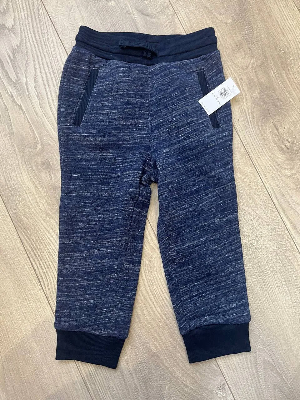 Джоггеры  Old Navy

р 2t тонкий флис

Цена 700р