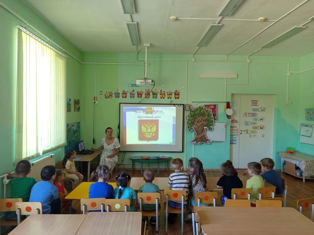 🇷🇺Накануне Дня России для ребят прошла викторина «Познаём Россию»! 🇷🇺
С большим интересом дети р