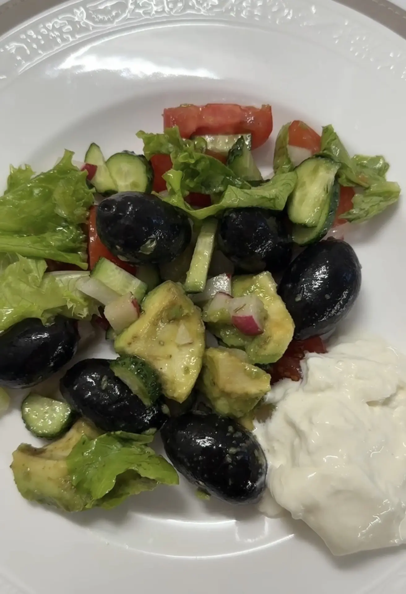 ВКУСНЫЙ ОБЕД 🥗

Мои хорошие, делюсь с вами своим сегодняшним обедом — очень вкусным, полезным и при