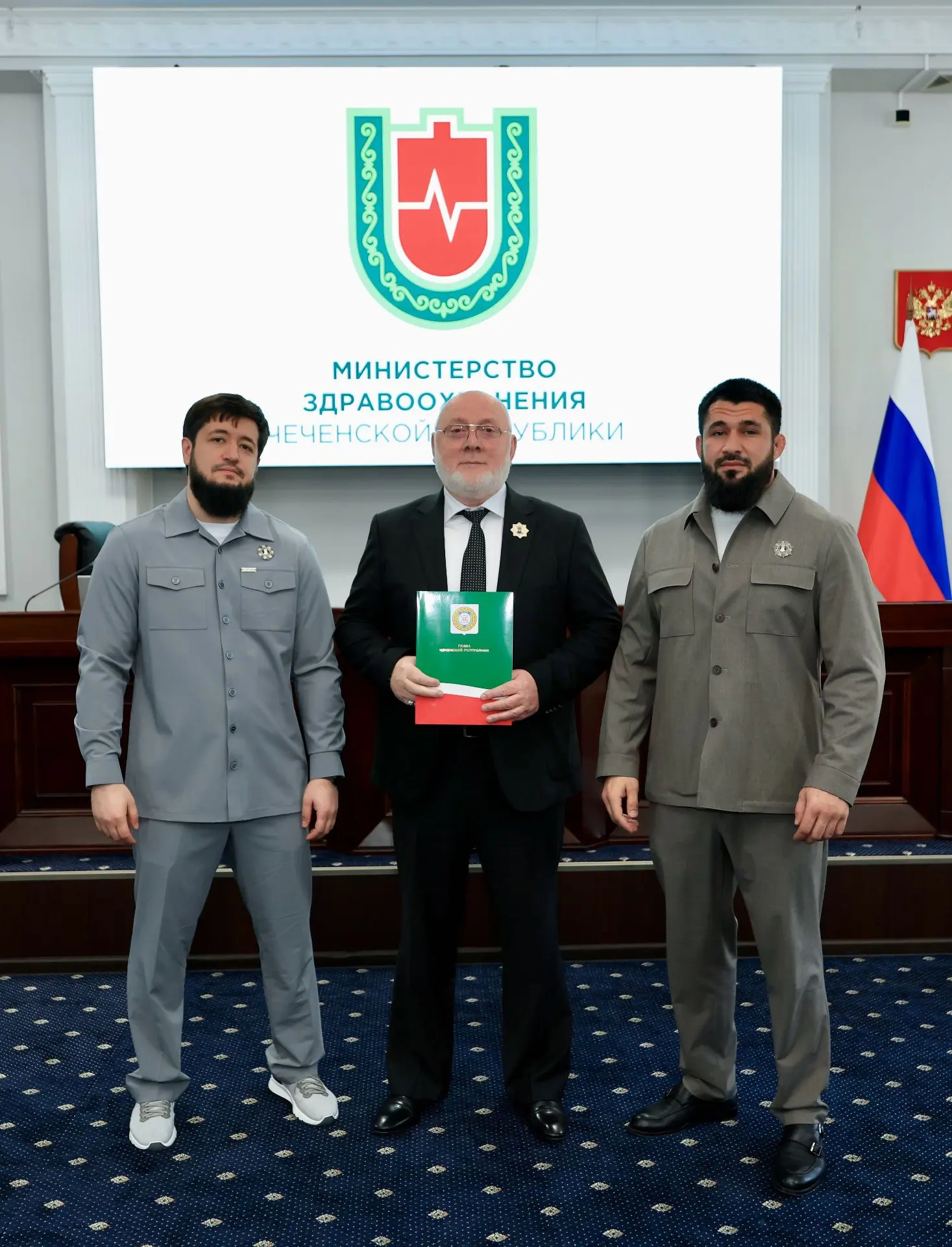 Директор Чеченского базового медицинского колледжа Асаков Мухумд-Хасан Рохманович удостоен Почетной 