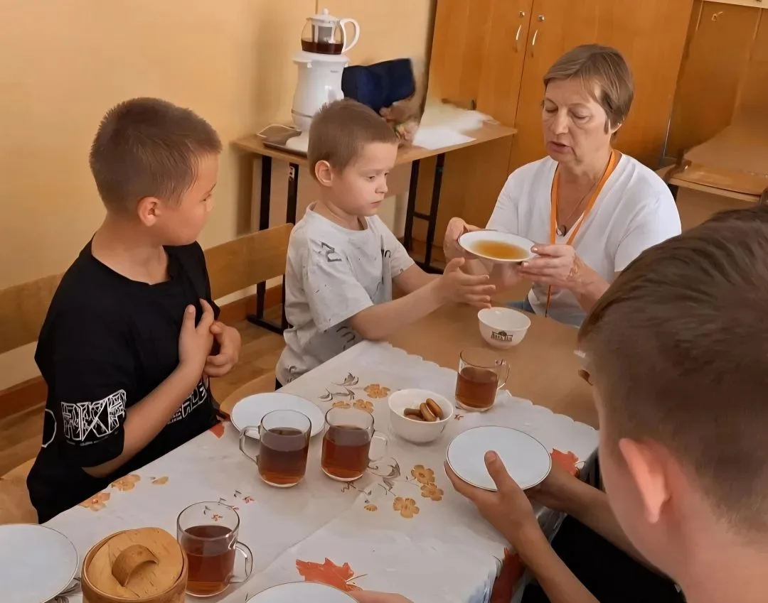 День 7. За самоваром не скучаем — разговор ведем за чаем. 🥨☕️ 

В нашем лагере прошел один из самых