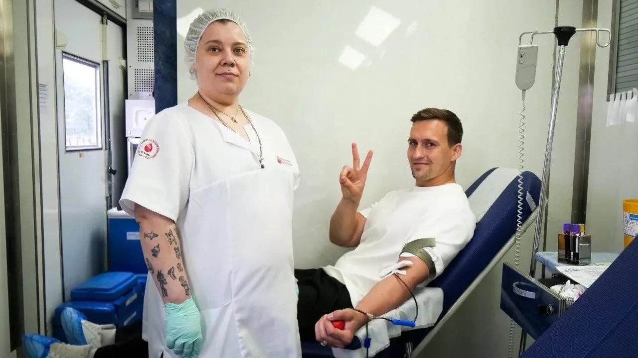 Более 10 литров крови собрали в Люберцах в рамках донорской акции «Волонтеров Подмосковья»

🩸 Донор