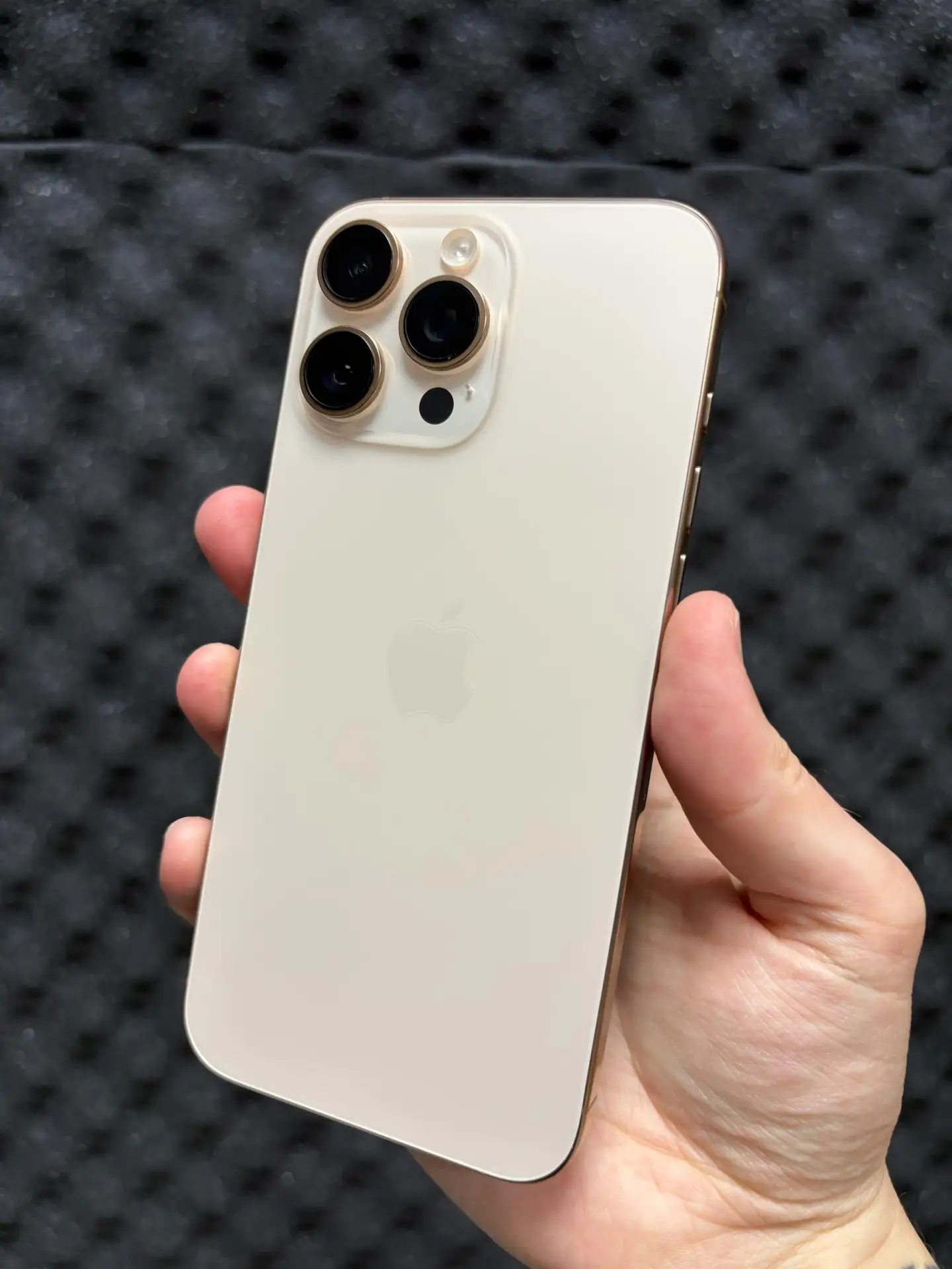 iPhone 16 Pro Max 256Gb Desert

Принят по программе trade-in и проверен в нашем сервисном центре
