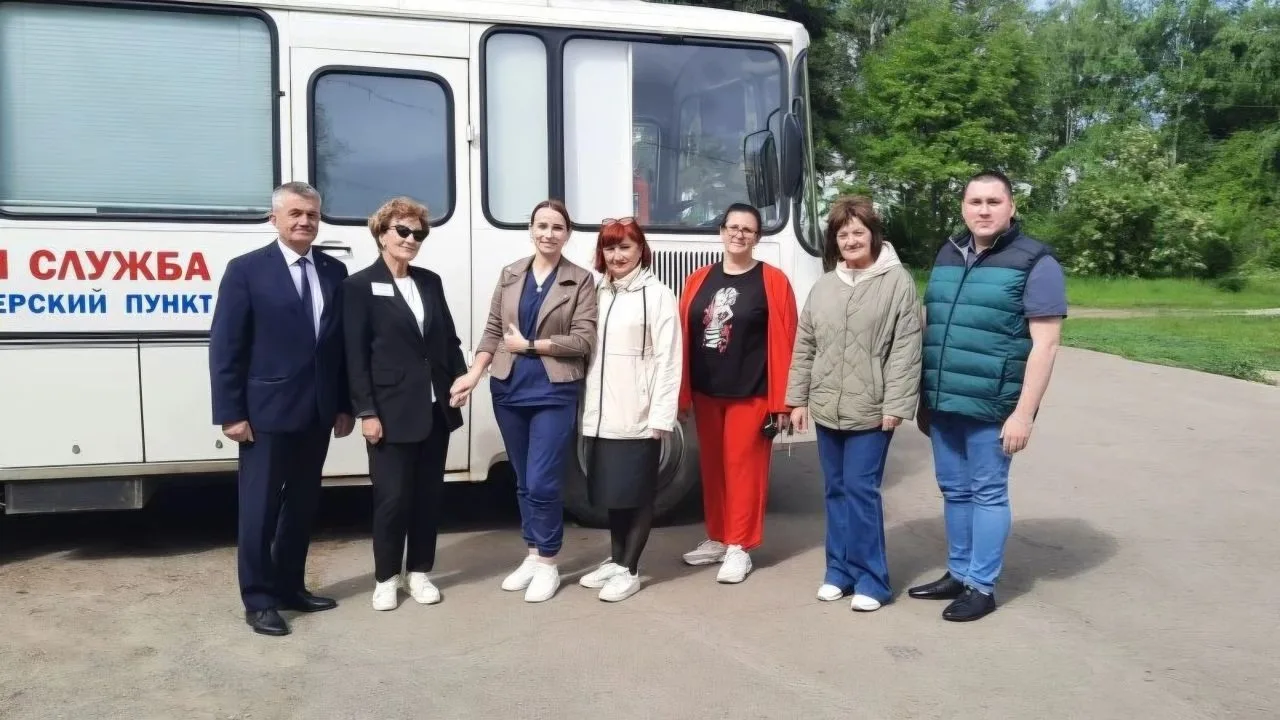 Мобильный ФАП в действии: медицина приезжает в отдалённые сёла Бийского района.

В рамках окружного 