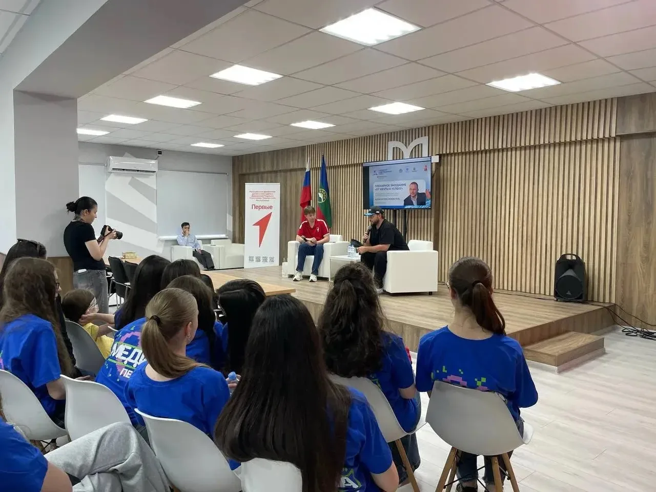 🔥 «МедиаПритяжение» в самом разгаре!

Сегодня в Молодежном центре поселка Кавказский встретились ко