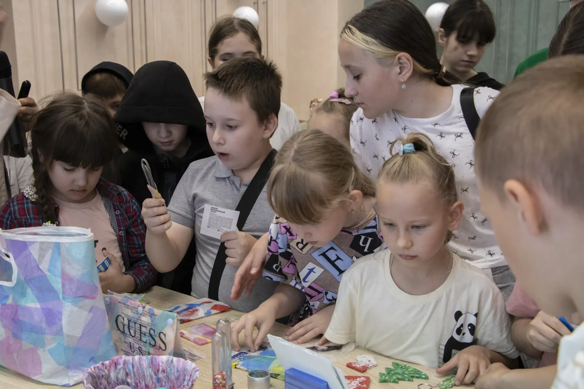 🤝Экодом “Народный” подружился с тагильским молодежным театром.

После спектакля “Микросупергерои”, 