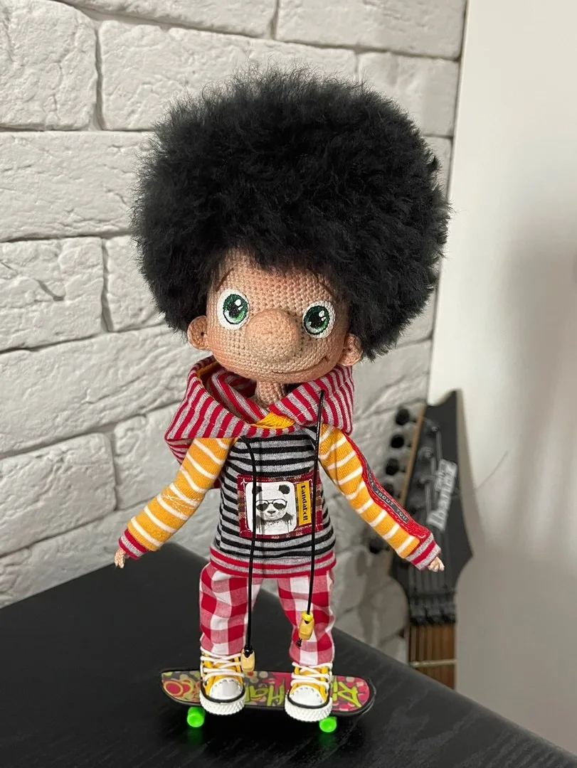 Классного пацана связала наша подписчица Ксения Мочулова🧶
