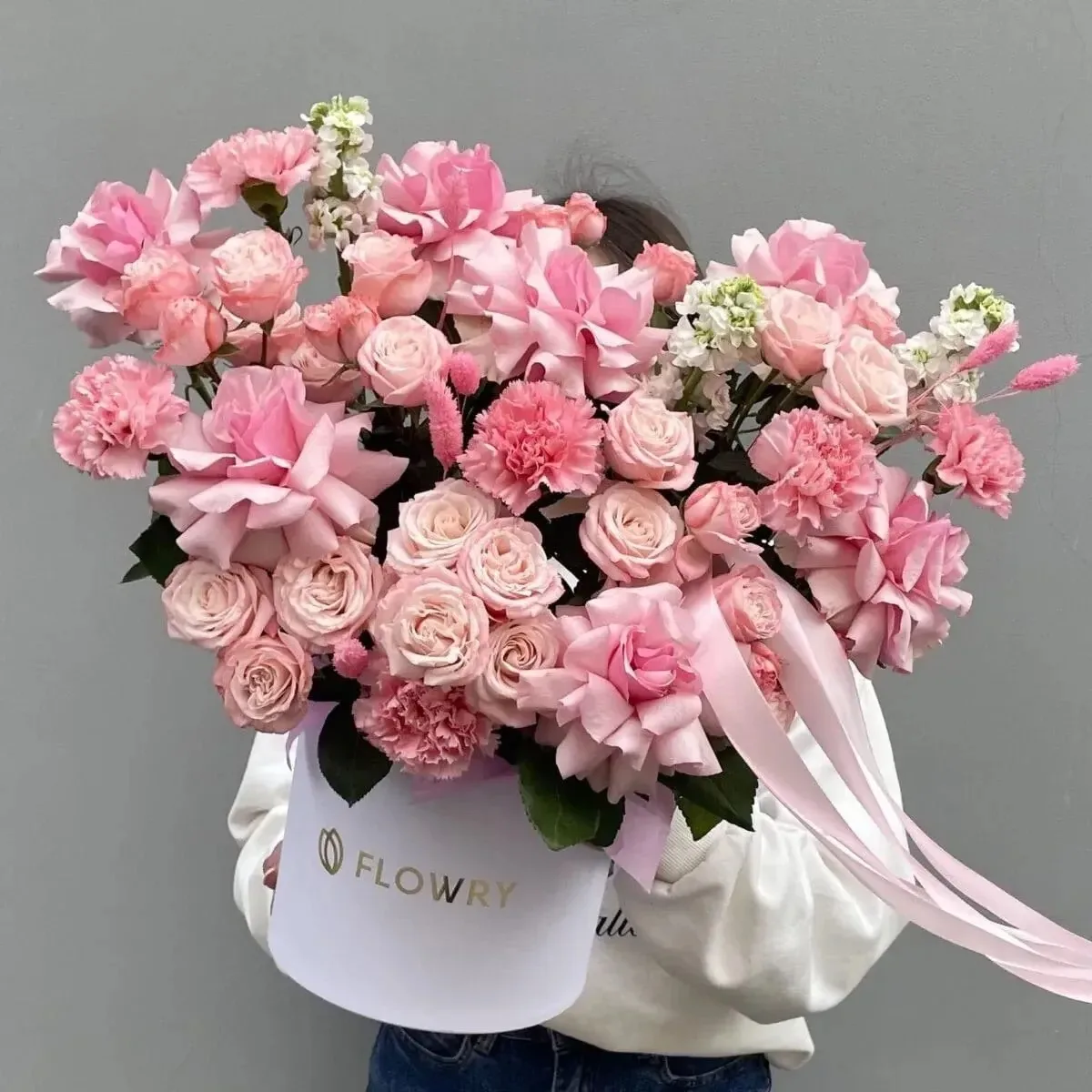 Композиция XL «Барби» 💗

Когда розового много — и это идеально.
Большая, эффектная композиция в кор