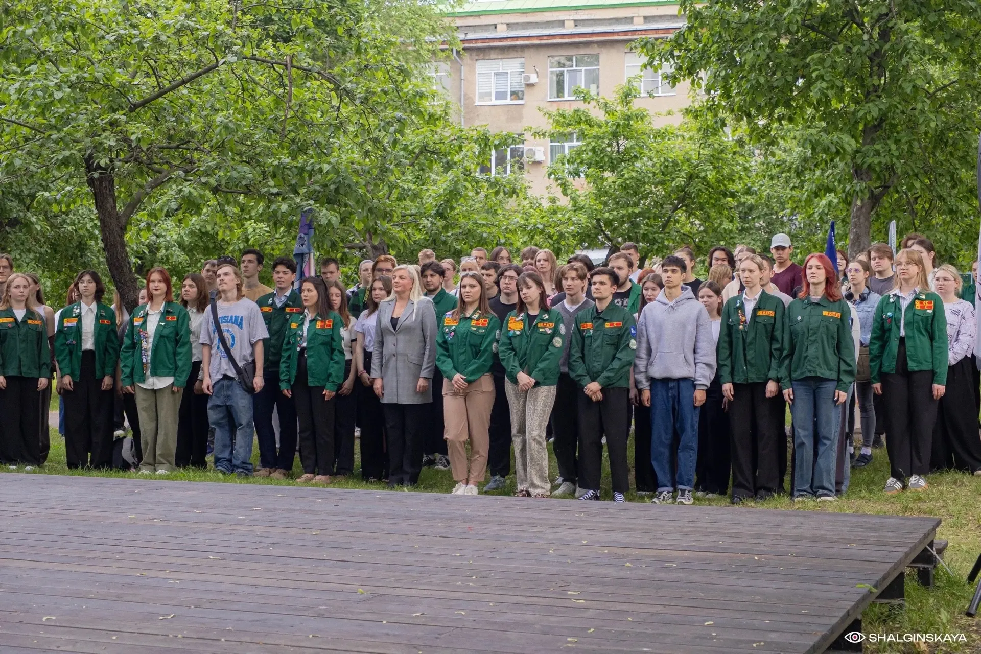 #новости@so_vsuet

Вчера в Яблоневом саду прошло торжественное открытие Третьего Трудового Семестра.