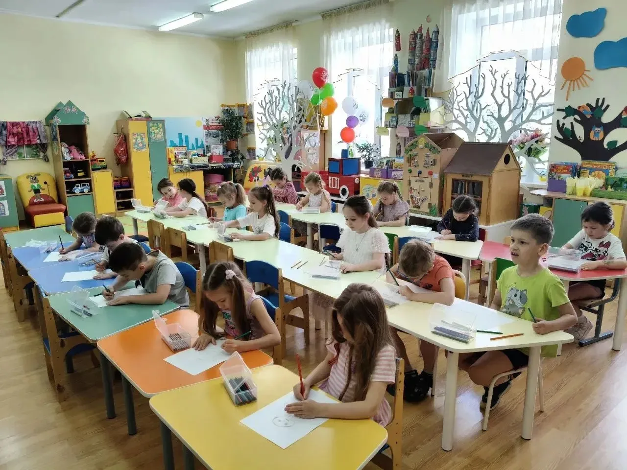 ✨️ Ежегодно 9 июня отмечается Международный день друзей! 👫

🔸️Этот праздник призван напомнить о це