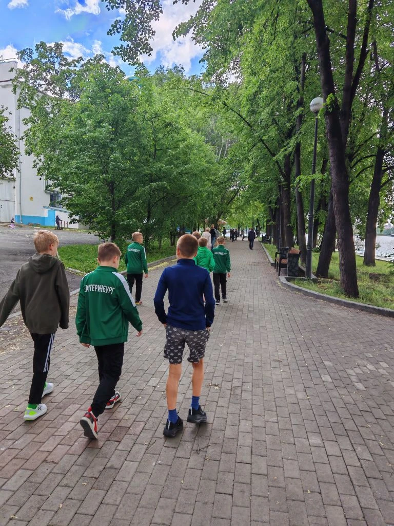 Зачисление лета состоялось ☀️

Баланс: 92 дня тепла, длинных вечеров, ягодных ладошек, босых пяток и