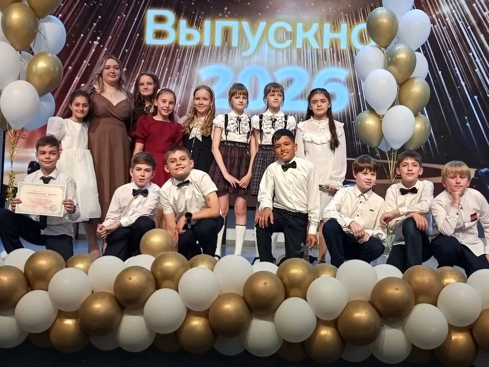 Друзья! Детство – это незабываемая пора, и нужно быть большим мастером своего дела, чтобы наполнить 