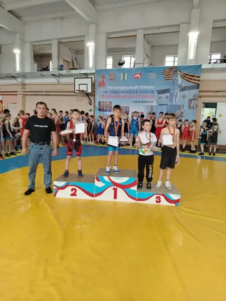 Сегодня 23.05 в р. п. Марьяновка проходил турнир по греко-римской борьбе, посвящённый  ветеранам ВОВ