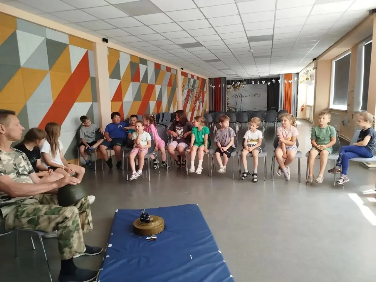 🚀 17-й день в «Семицветике»: движение, творчество и важные правила!

24 июня в нашем лагере выдался