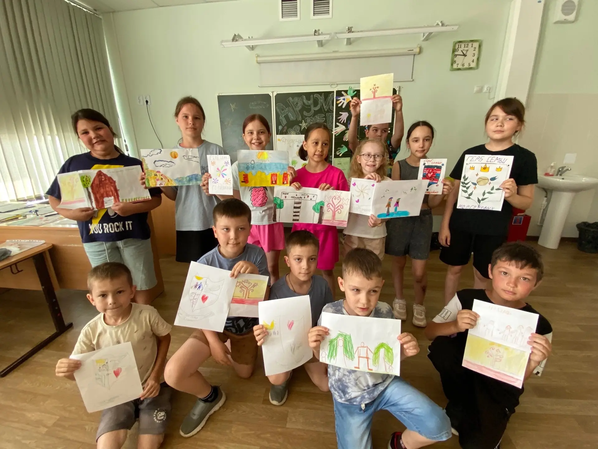 🎨🏐 ДЕНЬ ЗДОРОВЬЯ

Сегодня в нашем лагере прошёл по-настоящему насыщенный и добрый день — день, ког
