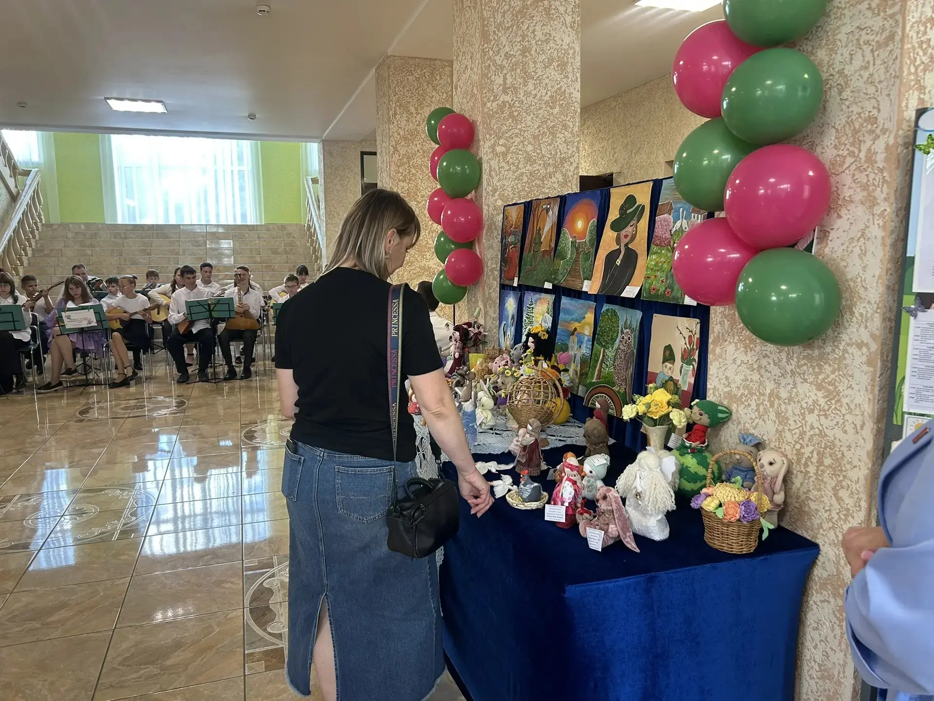 В Доме культуры ст. Новоджерелиевской состоялся грандиозный отчётный концерт Центра дополнительного 