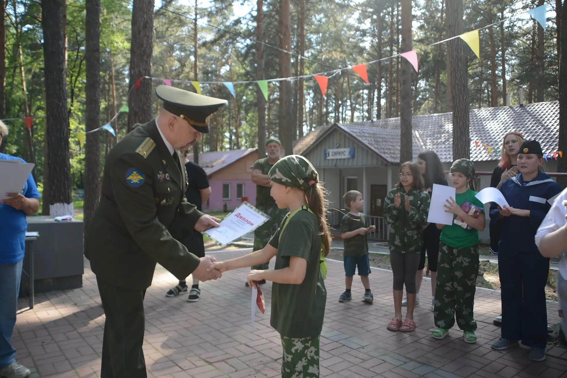 Городская профильная смена «Патриот» подошла к концу! 🇷🇺

Сегодня, 11 июня, завершилась Городская 
