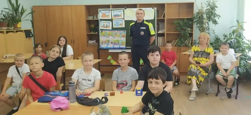 Как прошёл одиннадцатый день в лагере

10 июня был одиннадцатый день нашего летнего отдыха. Этот ден