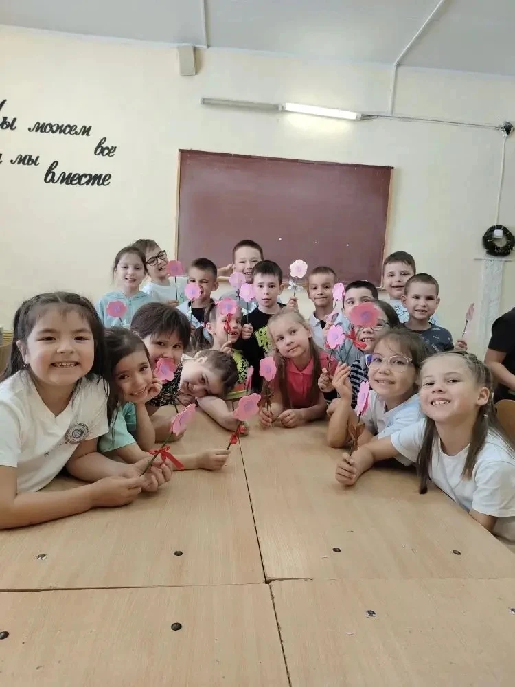 15-й день в лагере «Искорка».
Сегодня воспитанники вновь посещали бассейн, мастер-классы и участвова
