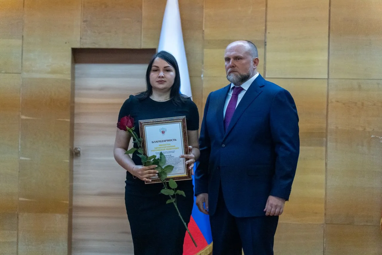 Сотрудников Луганского центра медицины катастроф наградили в честь профессионального праздника

✅ В 
