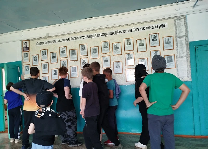 Сегодня в лагере "Солнышко" прошел Урок мужества, затем виртуальные экскурсии по местам боевой славы