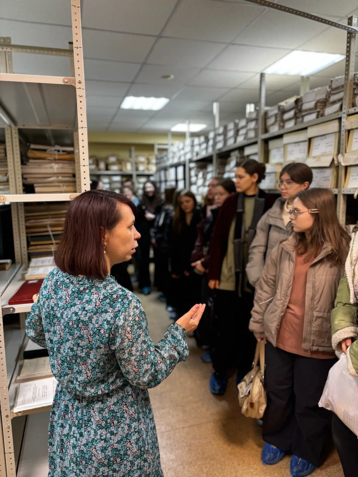👩‍🎓👨‍🎓Сегодня к нам на экскурсию пришли студенты второго курса специальности "Документационное о