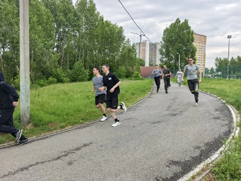 Лёгкая атлетика королева спорта!
04.06.2026 на стадионе «Водник» прошли соревнования по легкоатлетич
