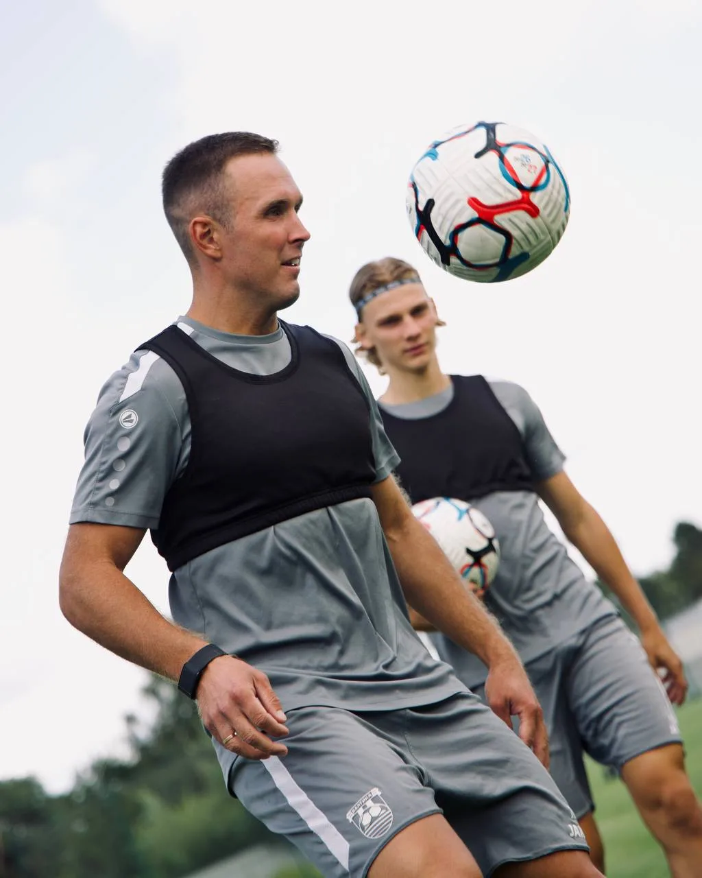 РАБОЧИЙ РЕЖИМ 🥵

Вернулись в Светлогорск. Готовимся к «Динамо» ✊

🎟️ КУПИТЬ БИЛЕТЫ: https://ticket