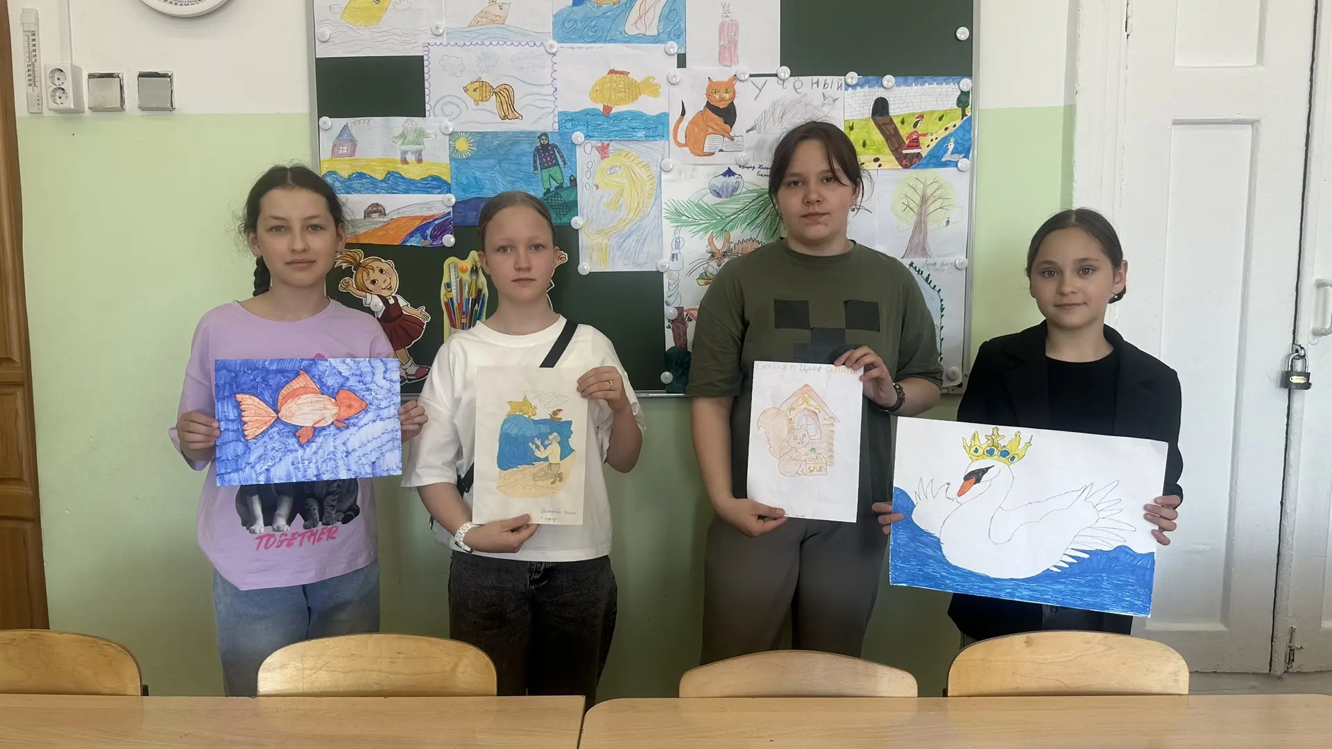 🎨 Сказка оживает: наши герои в гостях у Пушкина!

В честь Дня русского языка в нашем лагере открыла