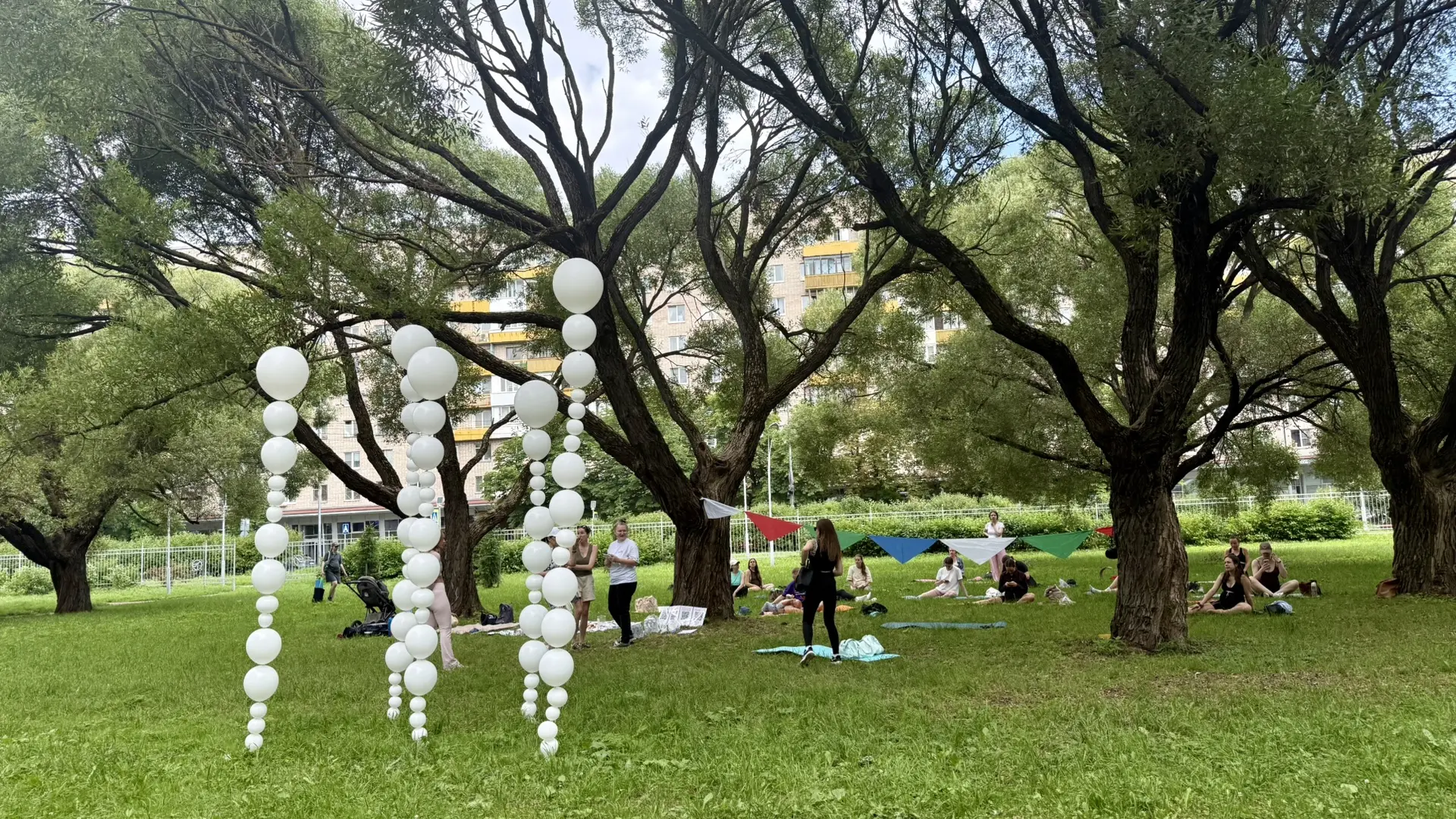 🌳 Парк Авиаторов очень популярное место для прогулок, встреч с друзьями, занятий спортом и просто п