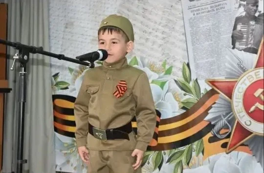 Сегодня в Доме Дружбы Народов прошел музыкальный конкурс"Об огнях-пожарищах, о друзьях-товарищах", в