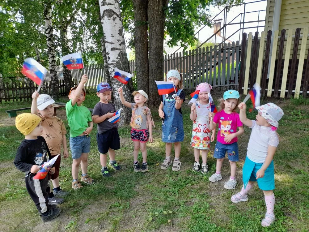 День России в детском саду — это праздник, который помогает детям узнать больше о своей стране, её и