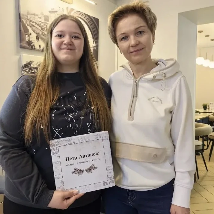 В подарок на День защиты детей мы представляем электронный сборник «Антиповская гвардия» 📚

Это эле