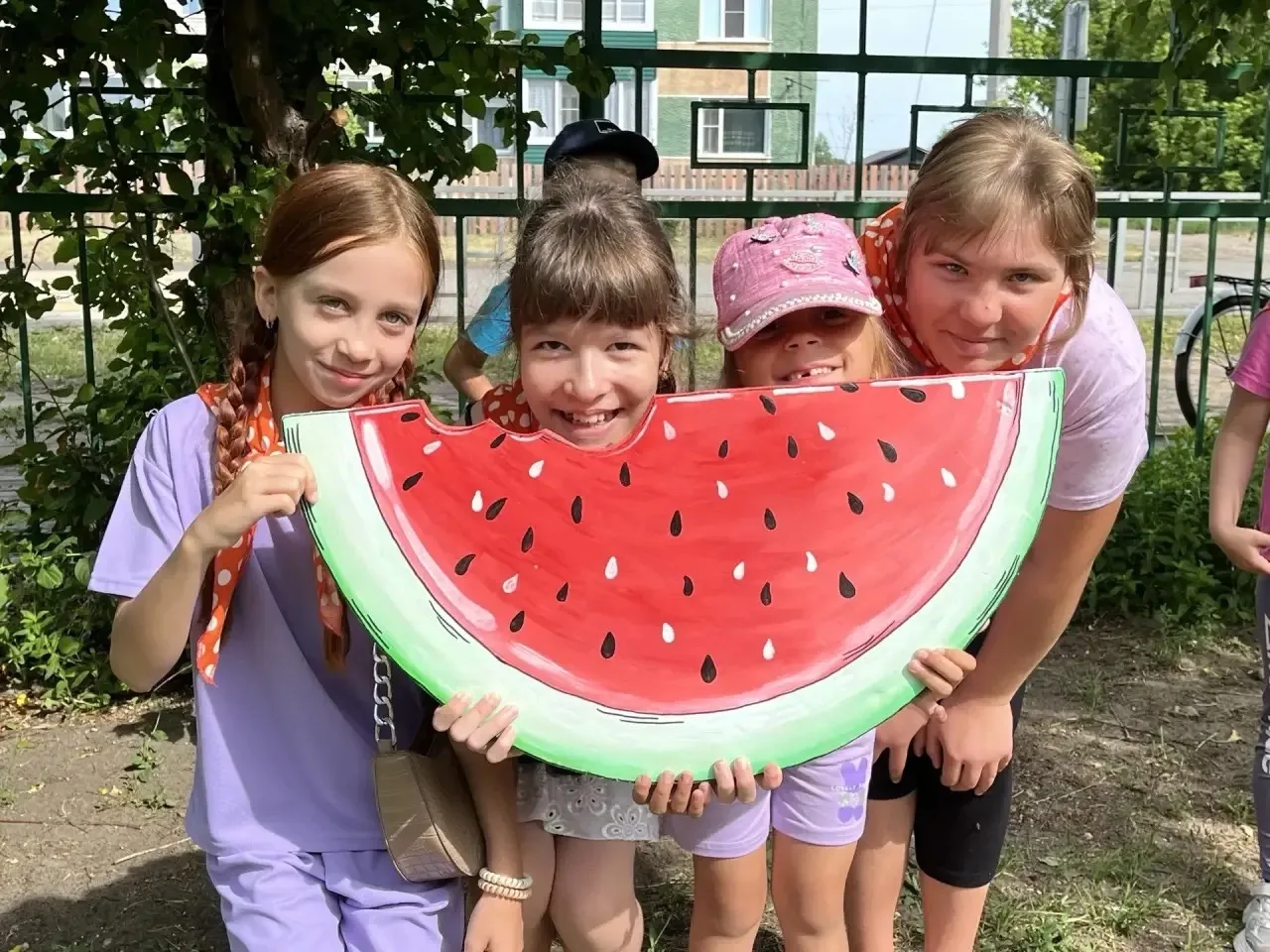 🧡 Яркое лето - это просто!

Подходят к концу смены в пришкольных лагерях  нашего округа - 270 ребят