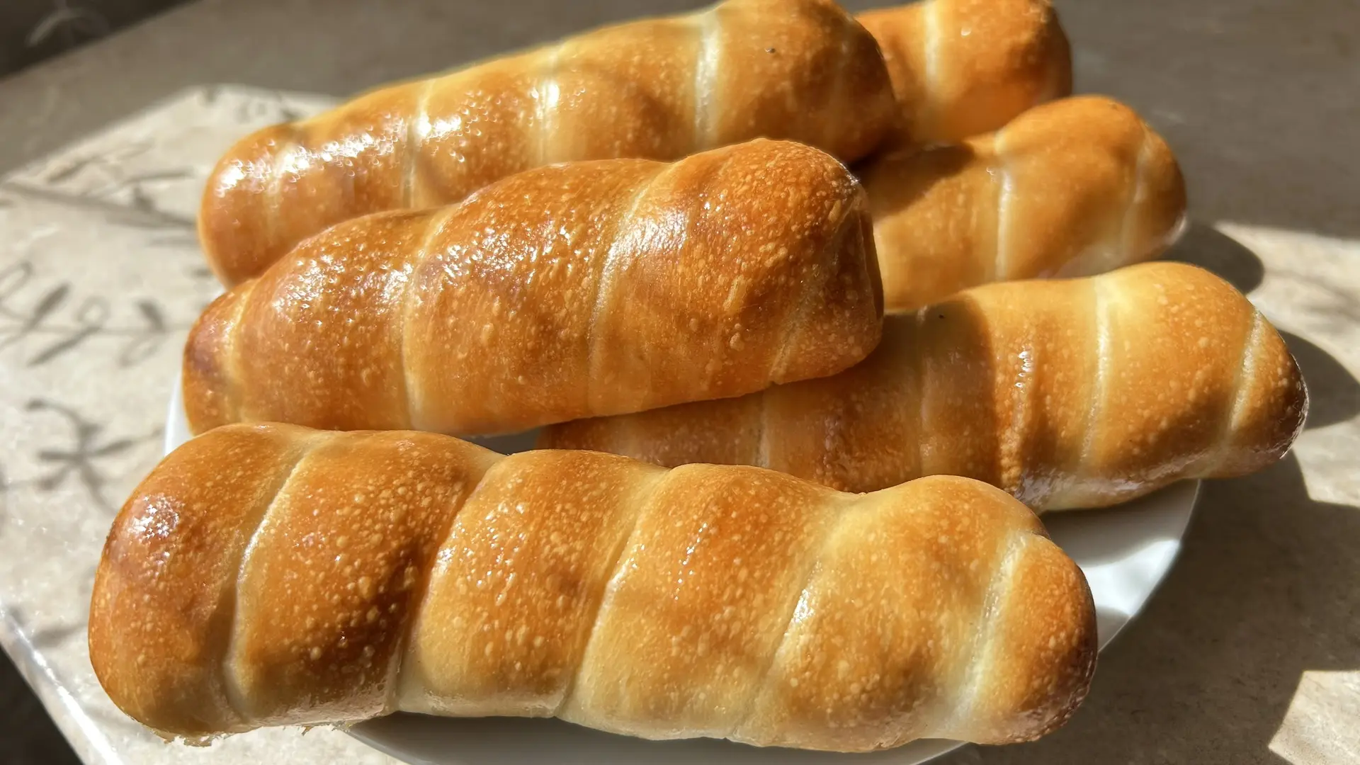 🌭Разве есть что-то лучше, чем аромат свежеприготовленных сосисок в тесте? 😋