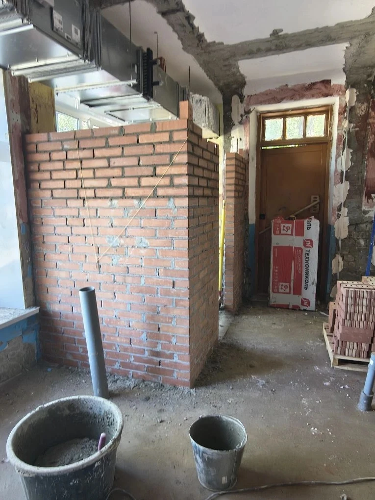 В "Алёнушка" продолжаются внутренние ремонтные работы.